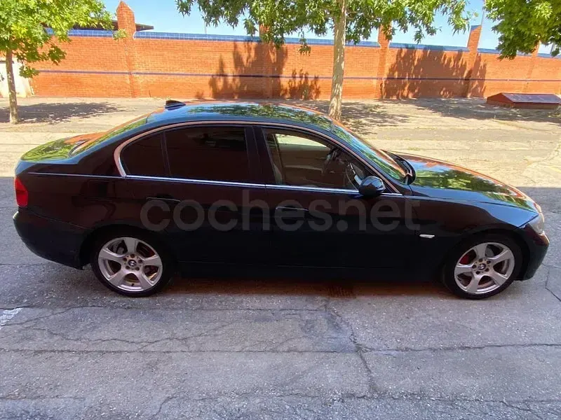 Usado BMW 318 143 CV (105 kW) 2008 Negro Berlina