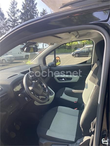 Usado Citroën Berlingo Feel 102 CV (75 kW) 2021 Negro Monovolumen