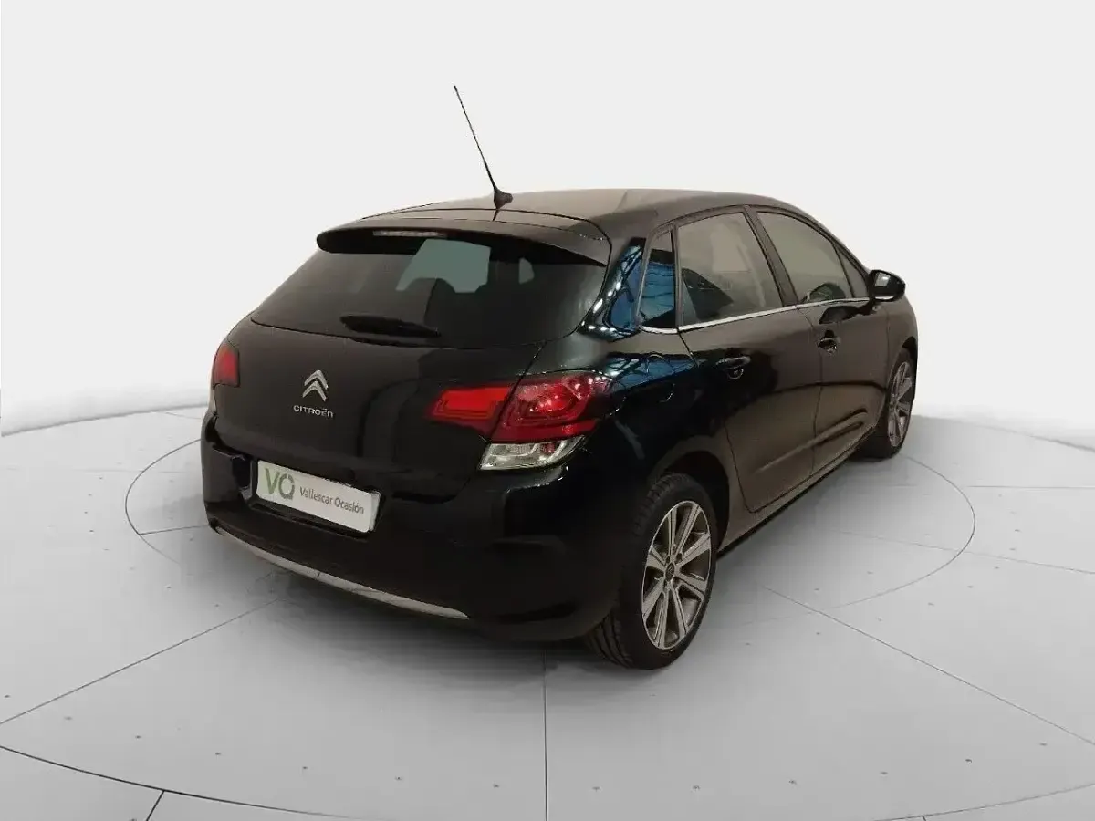 Usado Citroën C4 Feel 131 CV (96 kW) 2016 Negro Utilitario