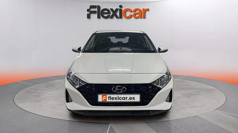 Usado Hyundai i20 101 CV (74 kW) 2022 Blanco Utilitario