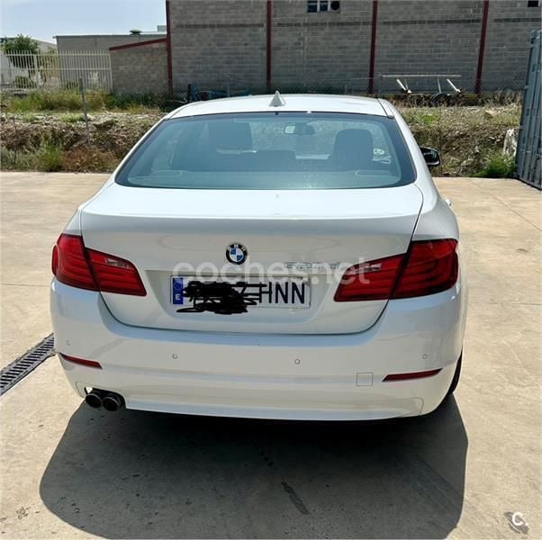 Blanco Usado 2013 BMW 520 Efficient Dynamics Berlina | 7000 € (Buen precio) - Imagen 1/4