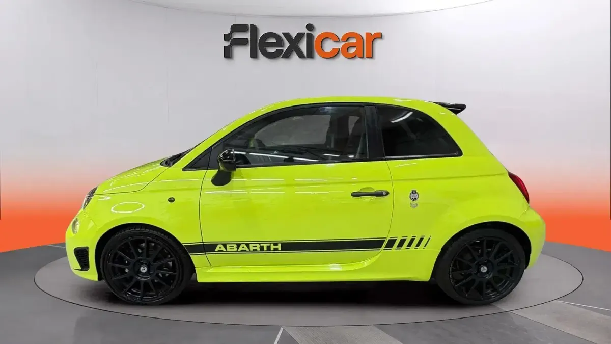 Usado Abarth 695 180 CV (132 kW) 2019 Verde Utilitario