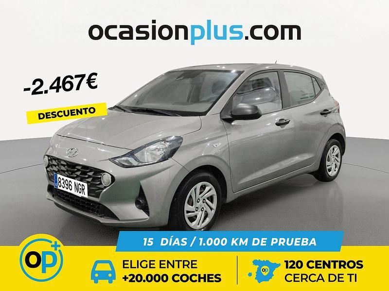 Usado Hyundai i10 67 CV (49 kW) 2022 Gris Utilitario
