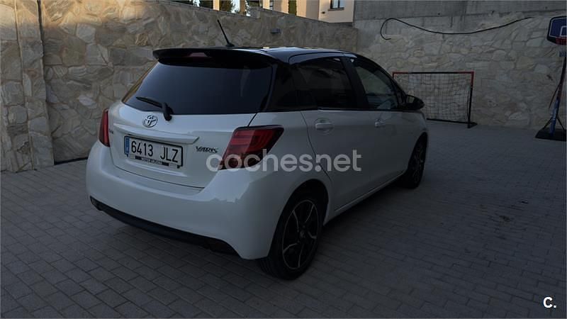 Usado Toyota Yaris 99 CV (72 kW) 2016 Blanco Berlina