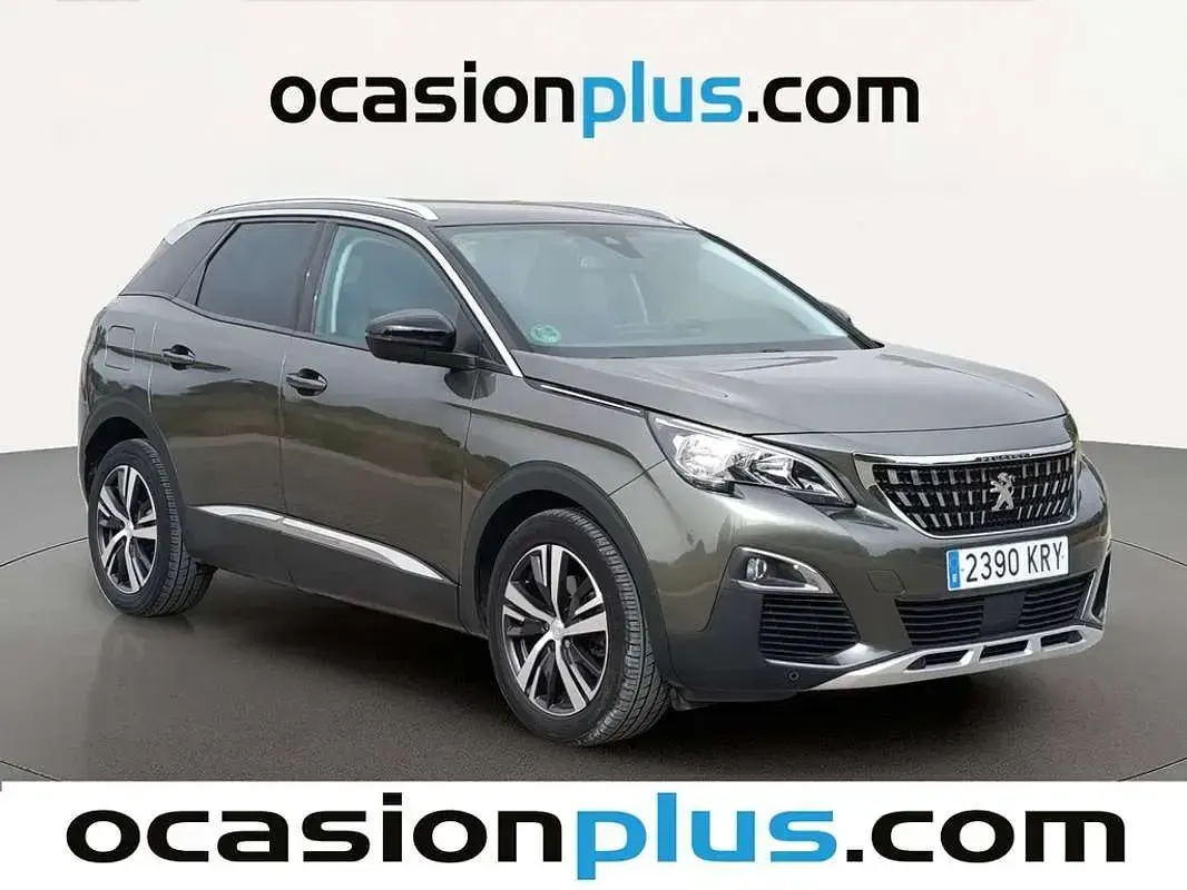 Usado Peugeot 3008 Allure 131 CV (96 kW) 2018 Verde SUV