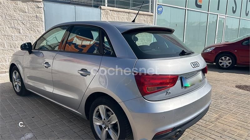Gris / plata Usado 2016 Audi A1 Sportback Utilitario | 11.000 € (Super precio) - Imagen 1/4