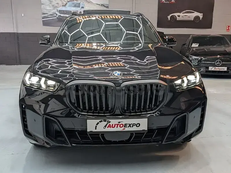 Usado BMW X5 Comfort Edition 298 CV (219 kW) 2025 Negro SUV