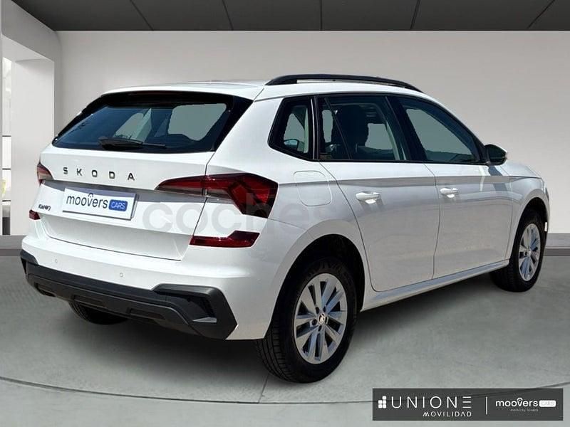 Usado Skoda Kamiq Essence 115 CV (84 kW) 2025 Blanco SUV