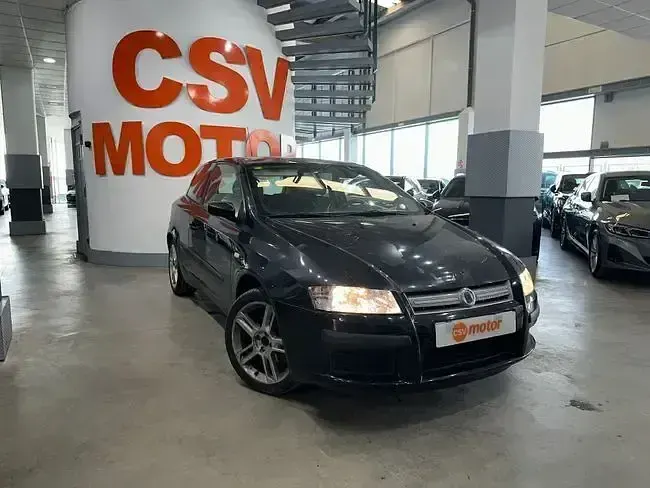 Usado Fiat Stilo Dynamic 120 CV (88 kW) 2003 Negro Berlina