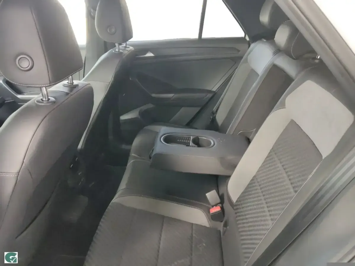 Usado VW T-Roc Sportline 150 CV (110 kW) 2021 Blanco SUV