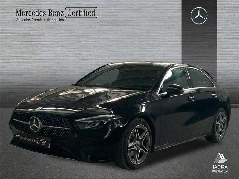 Usado 2023 Mercedes A200 Berlina | 30.179 € (Buen precio) - Imagen 1/4