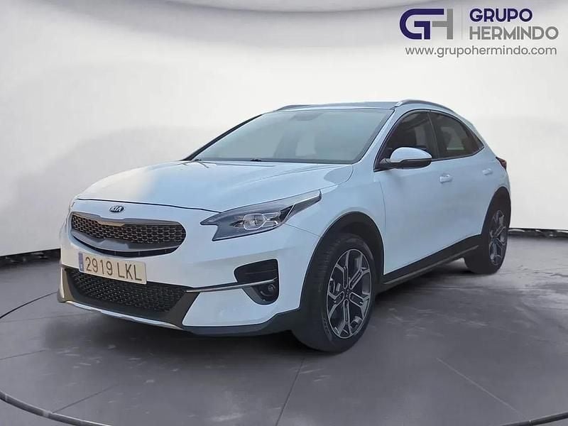 Usado Kia XCeed 120 HP (88 kW) 2020 Branco SUV