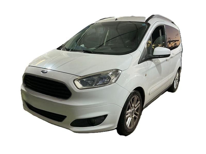 Usado Ford Tourneo Courier Titanium 100 CV (73 kW) 2016 Blanco Monovolumen