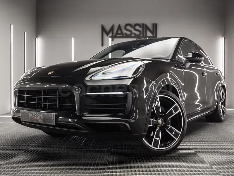 Usado Porsche Cayenne Platinum Edition 340 CV (250 kW) 2023 Negro SUV