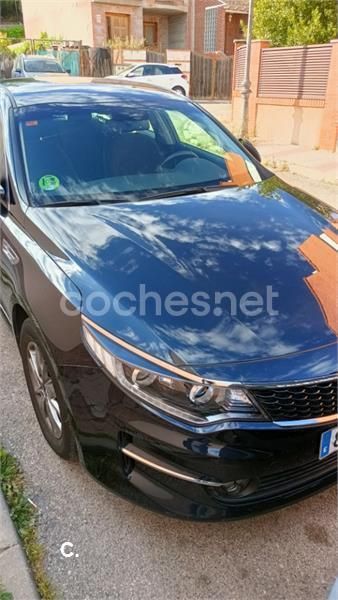 Azul Usado 2016 Kia Optima Berlina | 14.600 € (Precio justo) - Imagen 1/4