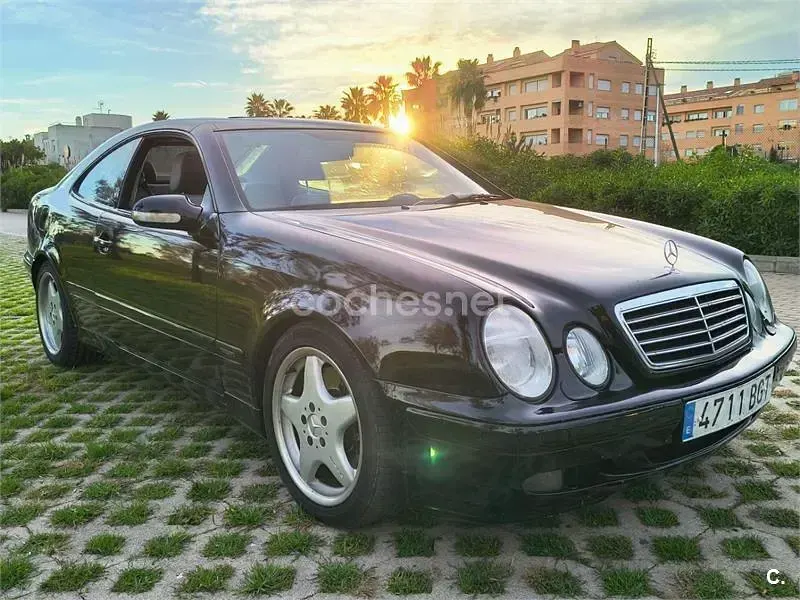 Usado Mercedes CLK430 Avantgarde 279 CV (205 kW) 2000 Negro Coupe