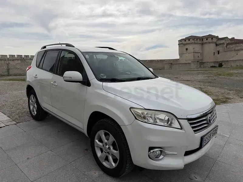 Usado Toyota RAV4 Active 150 CV (110 kW) 2010 Blanco SUV