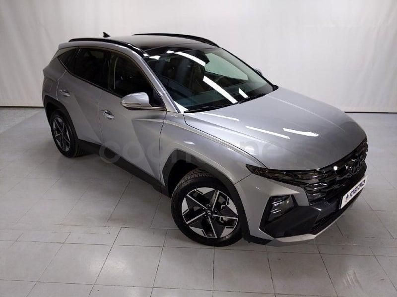 Nuevo Hyundai Tucson 160 CV (117 kW) 2025 Gris / plata SUV