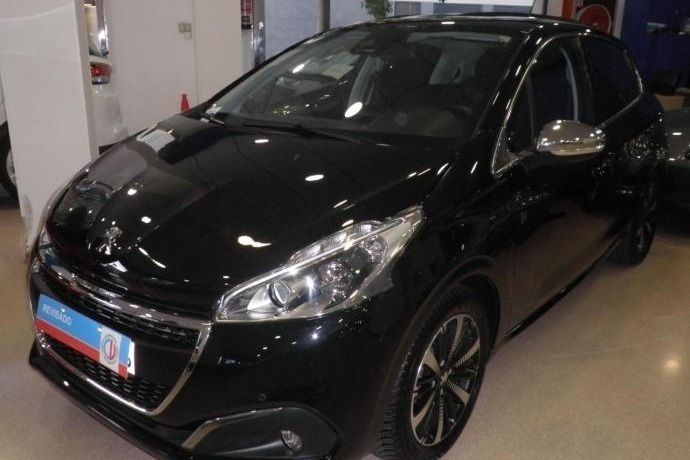Usado 2019 Peugeot 208 Utilitario | 8570 € (Precio justo) - Imagen 1/4