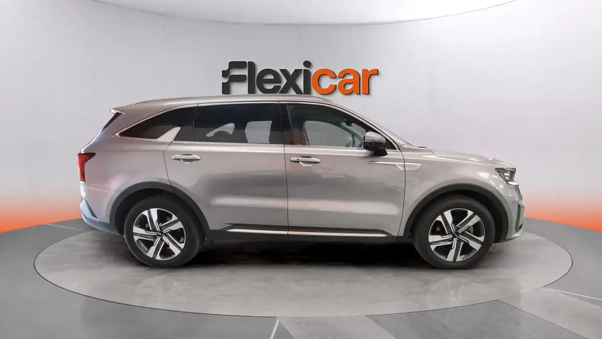 Usado Kia Sorento Plus 230 CV (169 kW) 2024 Negro SUV