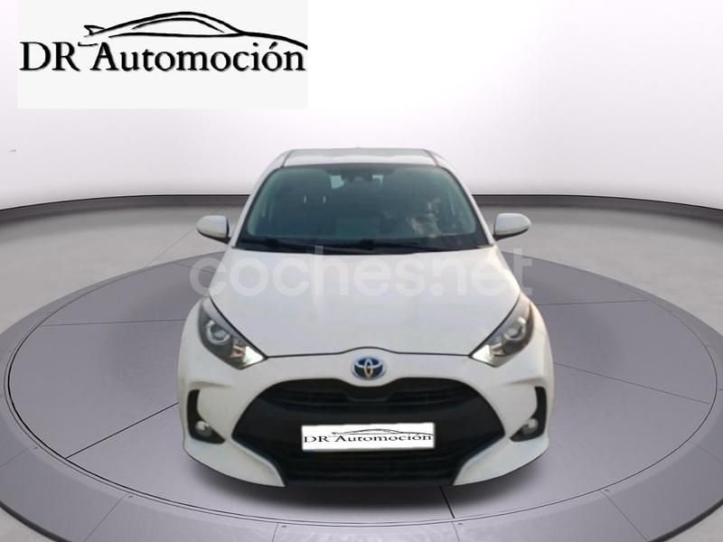 Blanco Usado 2023 Toyota Yaris Hybrid Business Edition Berlina | 14.990 € (Buen precio) - Imagen 1/1