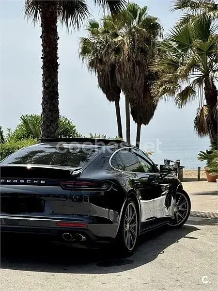 Usado Porsche Panamera 4 462 CV (339 kW) 2018 Gris / plata Utilitario