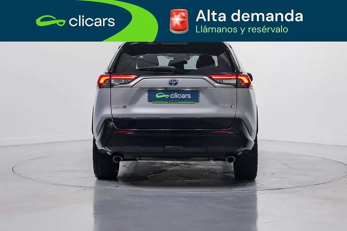 Usado Toyota RAV4 Hybrid Advance 222 CV (163 kW) 2023 Plateado SUV