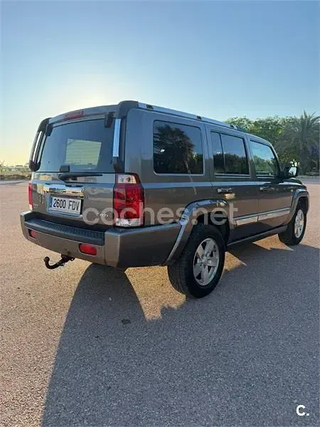 Usado Jeep Commander Limited 218 CV (160 kW) 2006 Gris / plata SUV