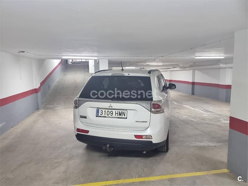 Usado Mitsubishi Outlander Motion 150 CV (110 kW) 2012 Blanco SUV