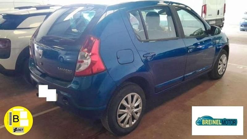 Usado Dacia Sandero Lauréate 86 CV (63 kW) 2009 Azul Utilitario