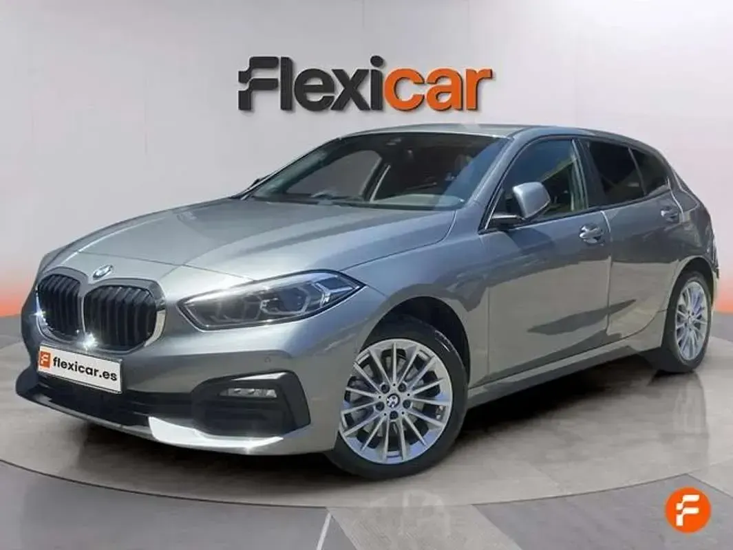 Usado BMW 118 136 CV (100 kW) 2022 Gris Utilitario