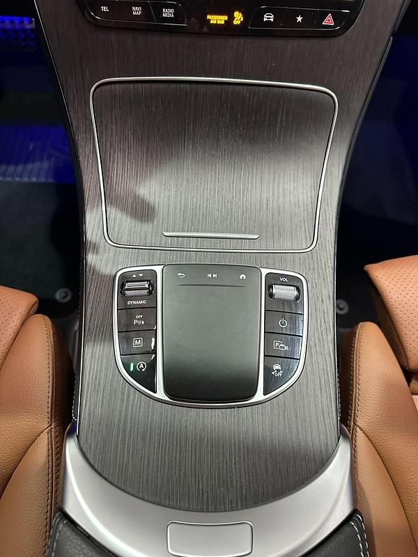 Usado Mercedes GLC220 194 CV (142 kW) 2020 Gris Coupe