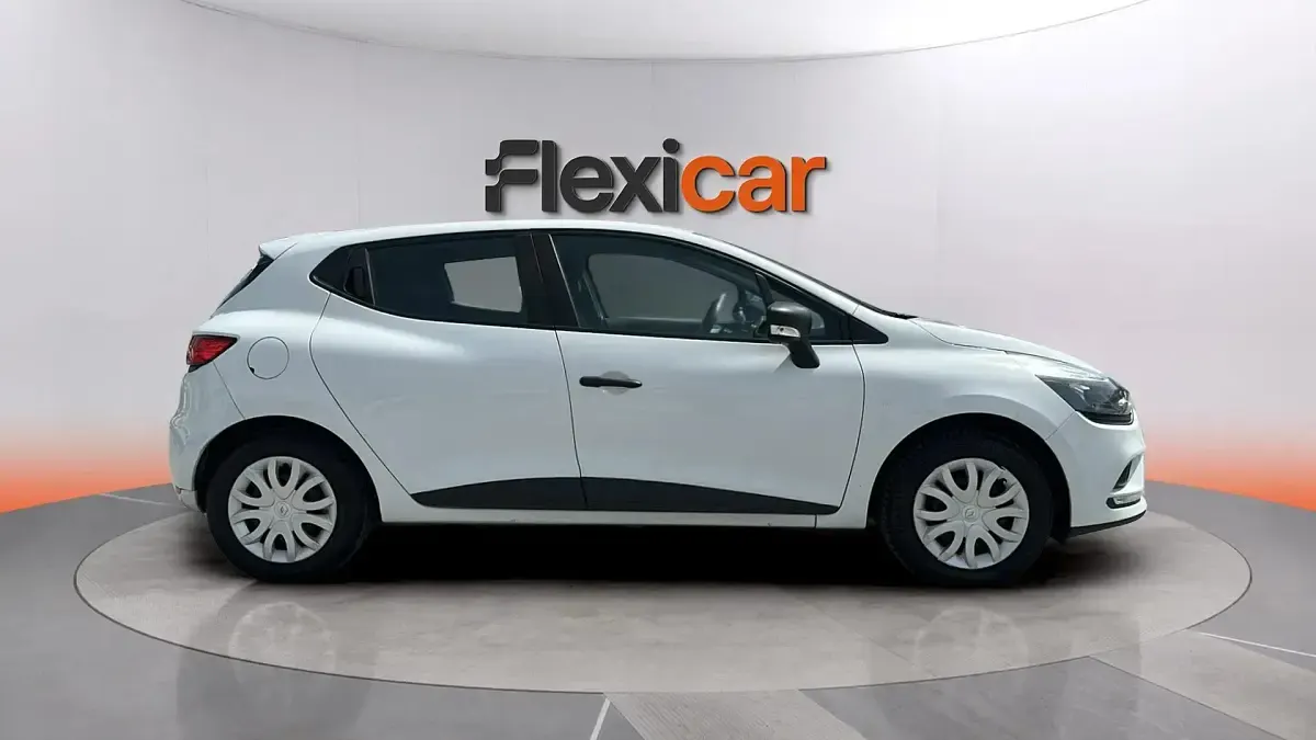 Usado Renault Clio IV Business 90 CV (66 kW) 2019 Blanco Berlina