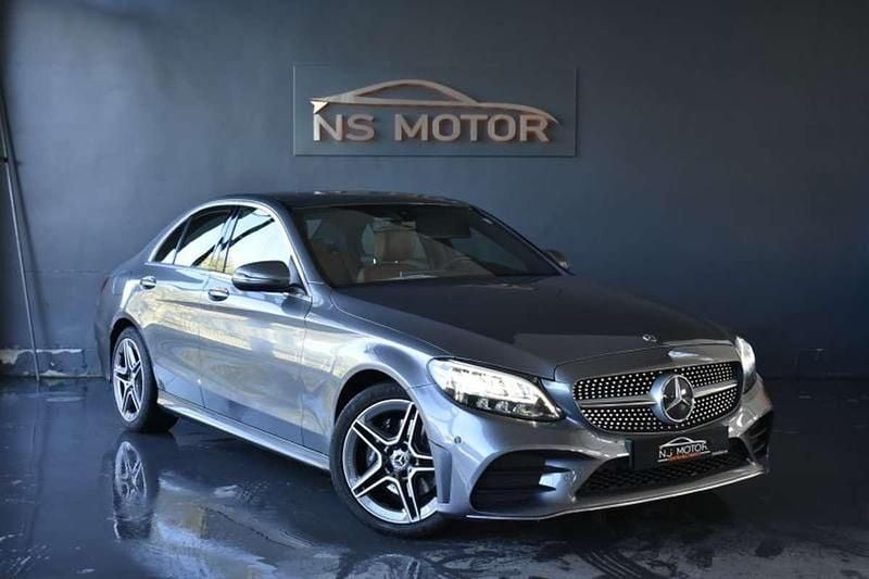 Usado Mercedes C200 160 CV (117 kW) 2019 Gris / plata Berlina