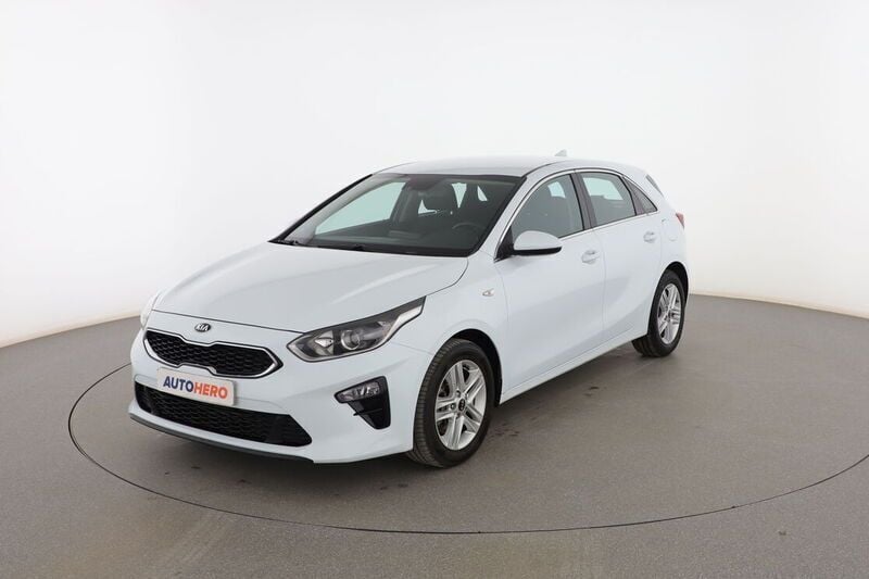 Blanco Usado 2020 Kia Ceed Utilitario | 13.999 € (Buen precio) - Imagen 1/4