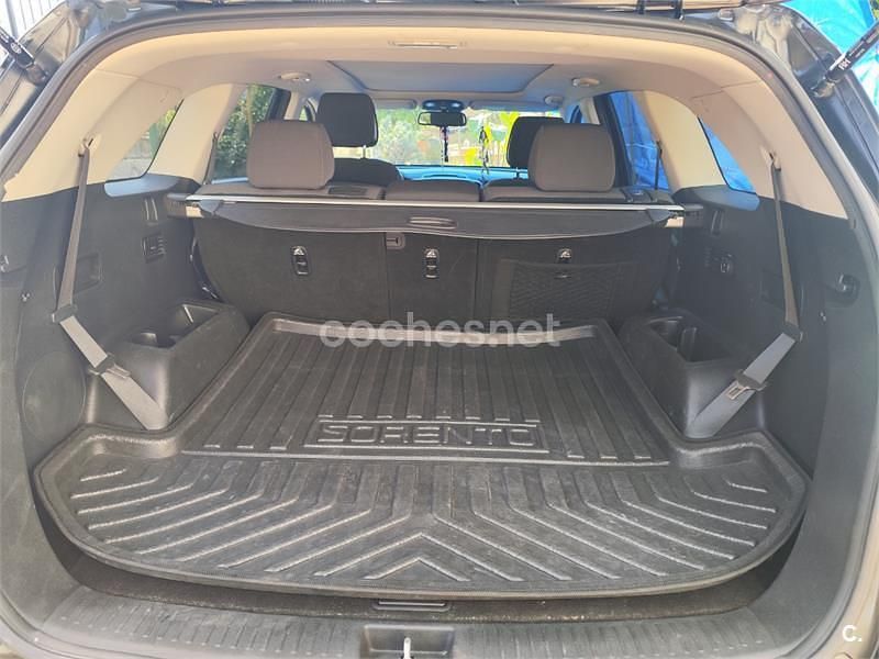 Usado Kia Sorento 200 CV (147 kW) 2015 Negro SUV