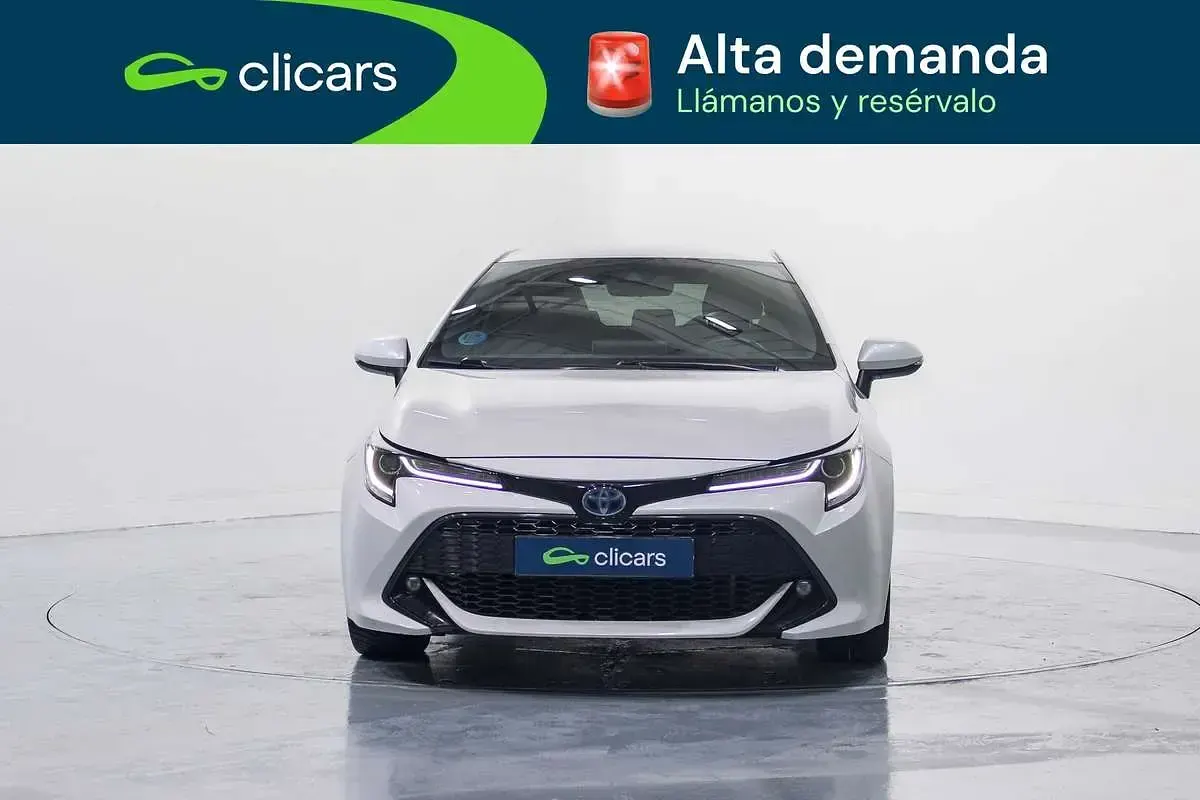 Usado Toyota Corolla Style 98 CV (72 kW) 2022 Blanco Berlina
