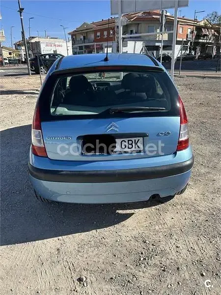 Usado Citroën C3 61 CV (44 kW) 2008 Azul Berlina