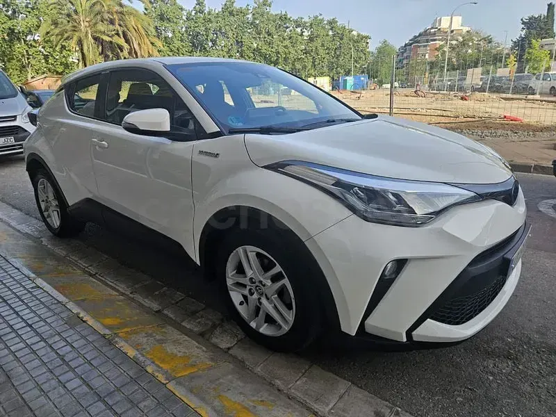 Usado Toyota C-HR Advance 122 CV (89 kW) 2021 Blanco SUV
