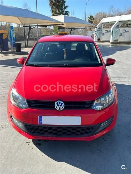 Rojo Usado 2014 VW Polo Advance Berlina | 6500 € (Buen precio) - Imagen 1/4