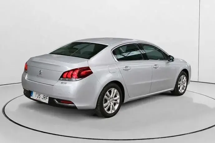 Usado Peugeot 508 Active 120 CV (88 kW) 2016 Berlina