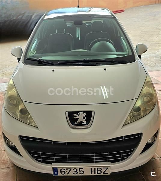 Usado Peugeot 207 GTi 112 CV (82 kW) 2011 Blanco Berlina