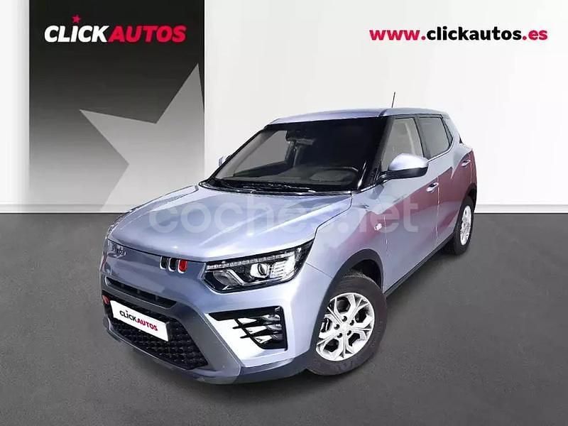 Gris Usado 2024 Ssangyong (KGM) Tivoli SUV | 19.850 € (Caro) - Imagen 1/4