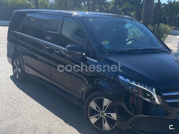 Negro Usado 2023 Mercedes V220 Avantgarde Monovolumen | 53.000 € (Un poco caro) - Imagen 1/4