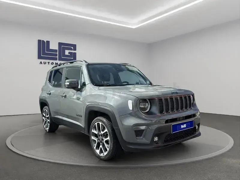 Usado Jeep Renegade 241 CV (177 kW) 2022 Gris / plata SUV
