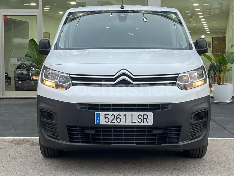 Usado Citroën Berlingo Live 102 CV (75 kW) 2021 Blanco Monovolumen