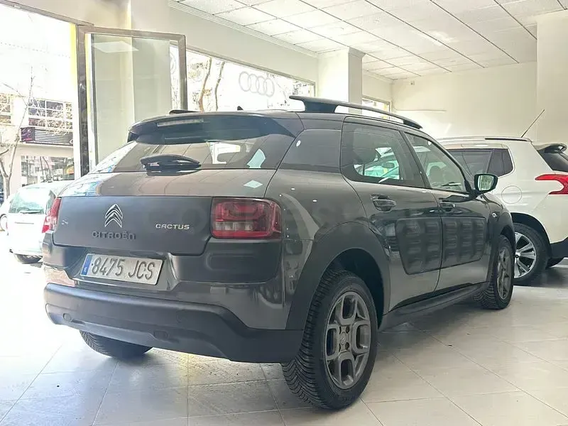 Usado Citroën C4 Cactus Feel 92 HP (67 kW) 2015 Cinzento Citadino