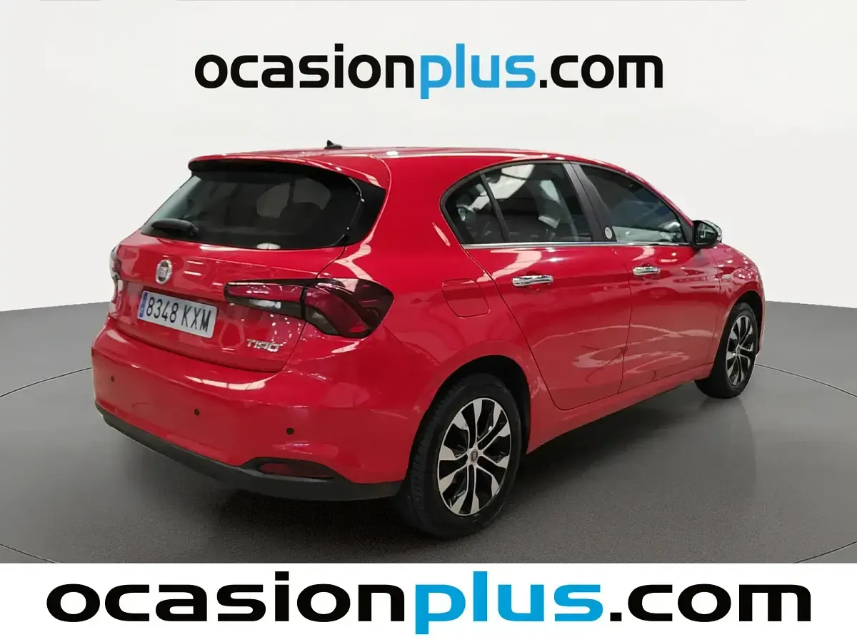 Usado Fiat Tipo Mirror 120 CV (88 kW) 2019 Rojo Berlina