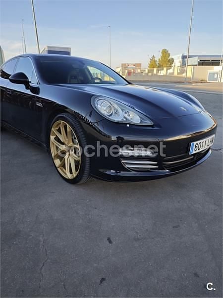 Usado Porsche Panamera 400 CV (294 kW) 2012 Negro Berlina
