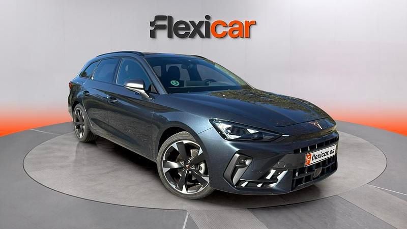 Usado Cupra Leon 150 CV (110 kW) 2025 Gris Familiar